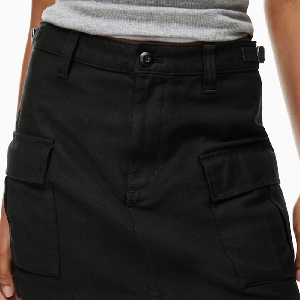 TNA Black Cargo Skirt